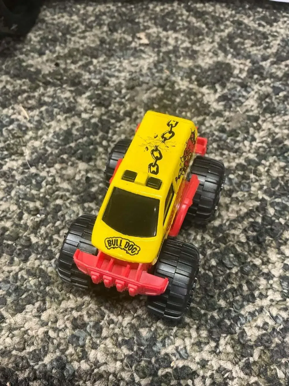 Turbo Wheels Extreme 4X4 Yellow Bull Dog Monster Truck Toy